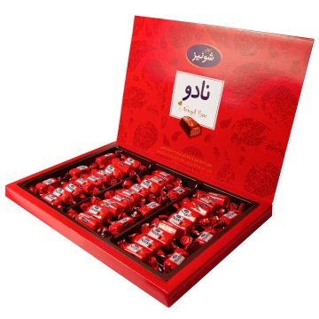 نوقا با کارامل و روکش فرآورده کاکائویی نادو کادویی روباندار شونیز 500 گرم